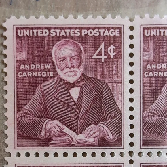 Vintage USPS 4 Cent Stamp Bundle 57 Stamps - Picture 7 of 14